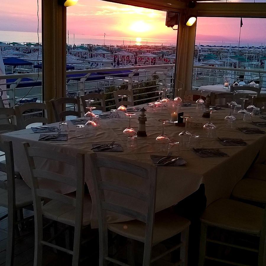 Danio Beach House Lido di Camaiore Exterior photo