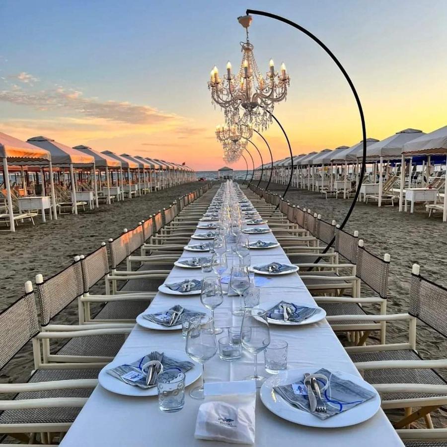Danio Beach House Lido di Camaiore Exterior photo