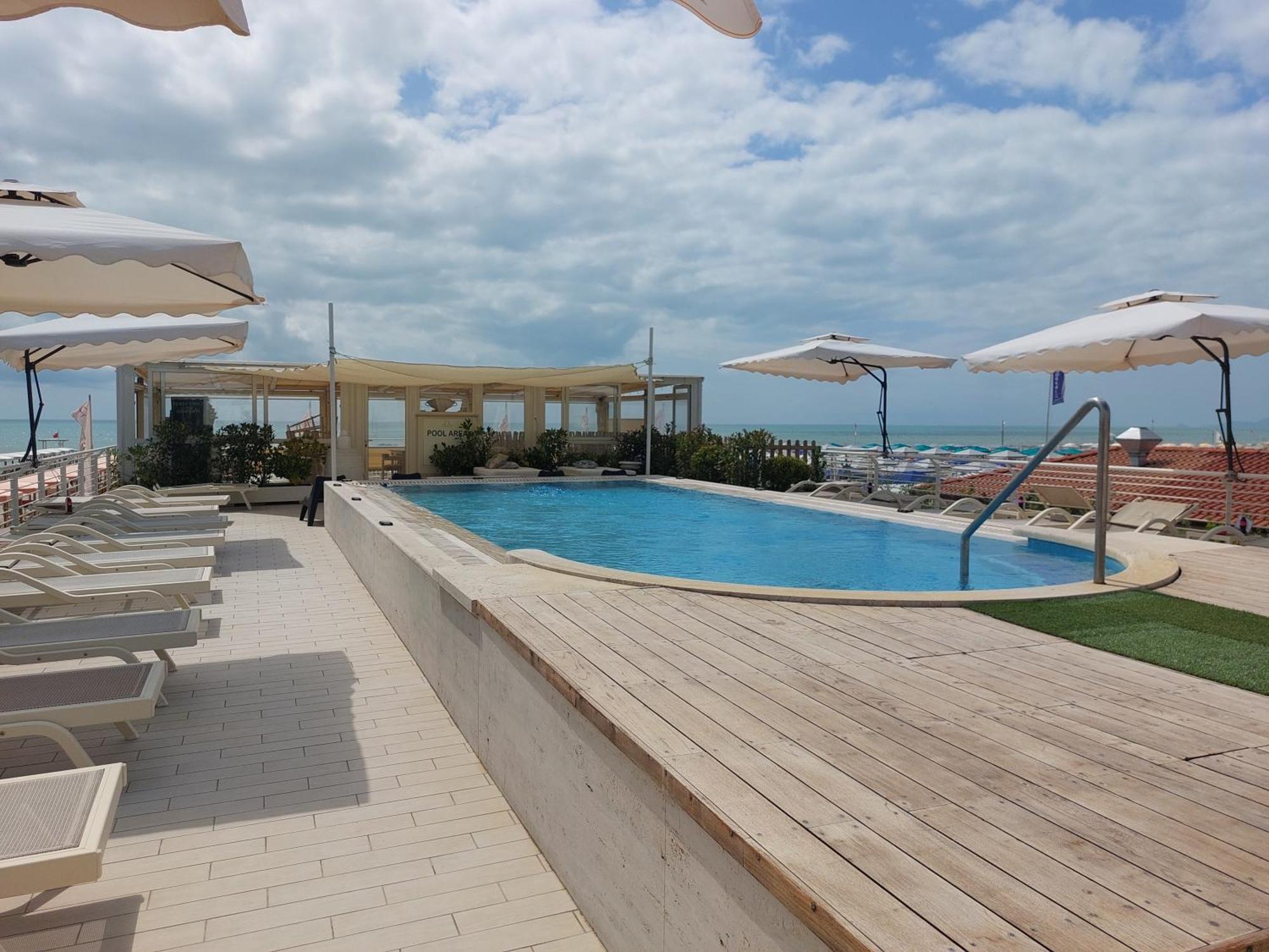 Danio Beach House Lido di Camaiore Exterior photo